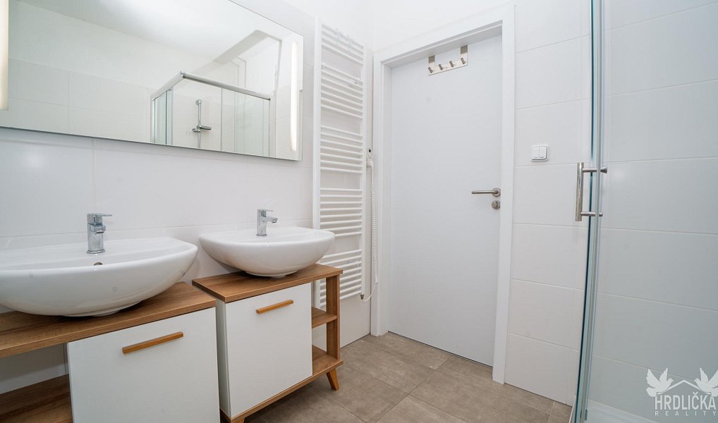 Prodej domu 96 m² s pozemkem 365 m², Frymburk – náhled fotky 31