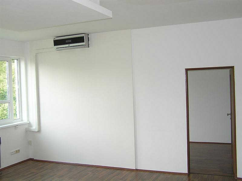 Pronájem kanceláře 43 m² – fotografie 4