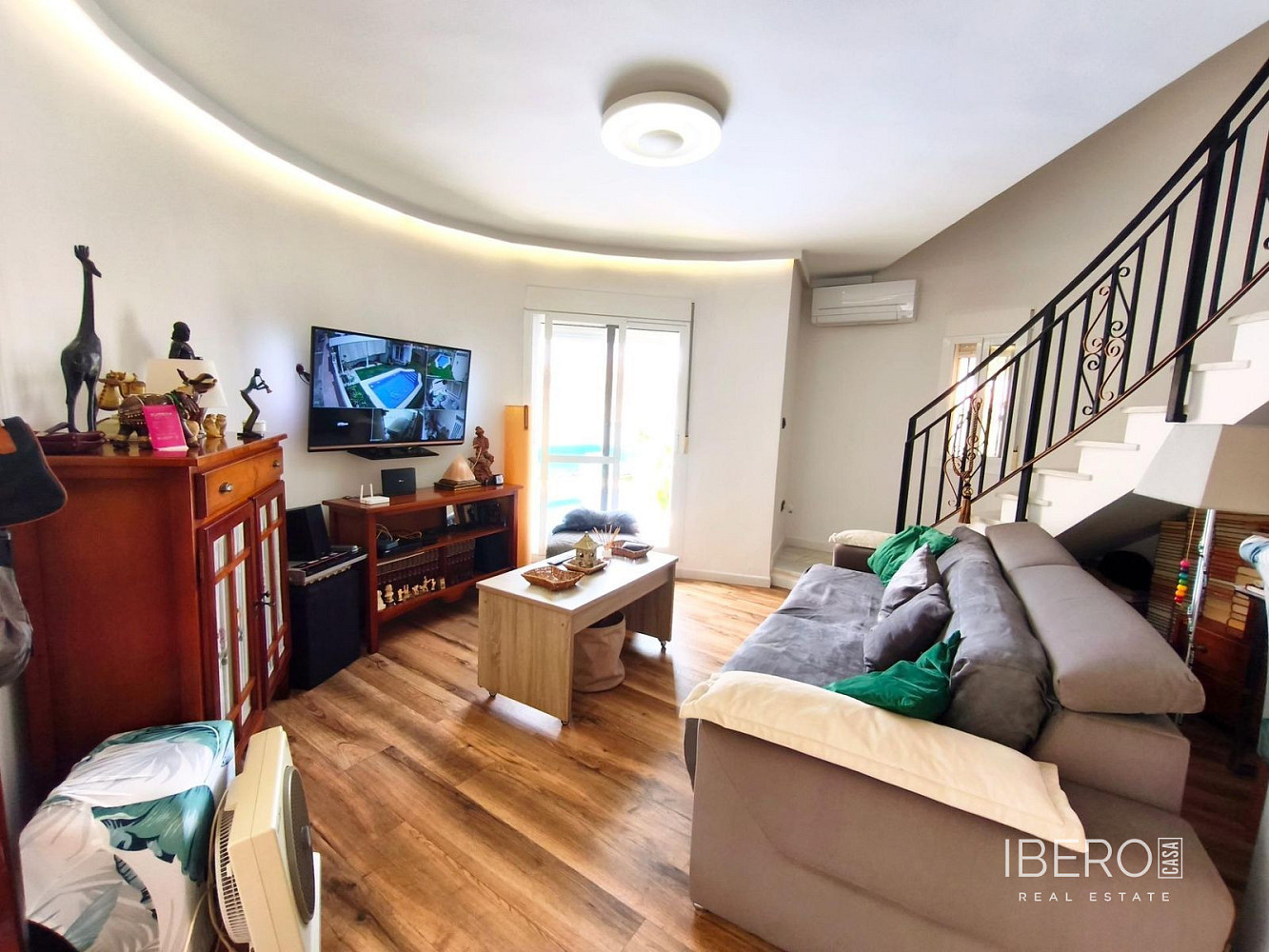 Prodej domu 143 m² s pozemkem 195 m² - Más