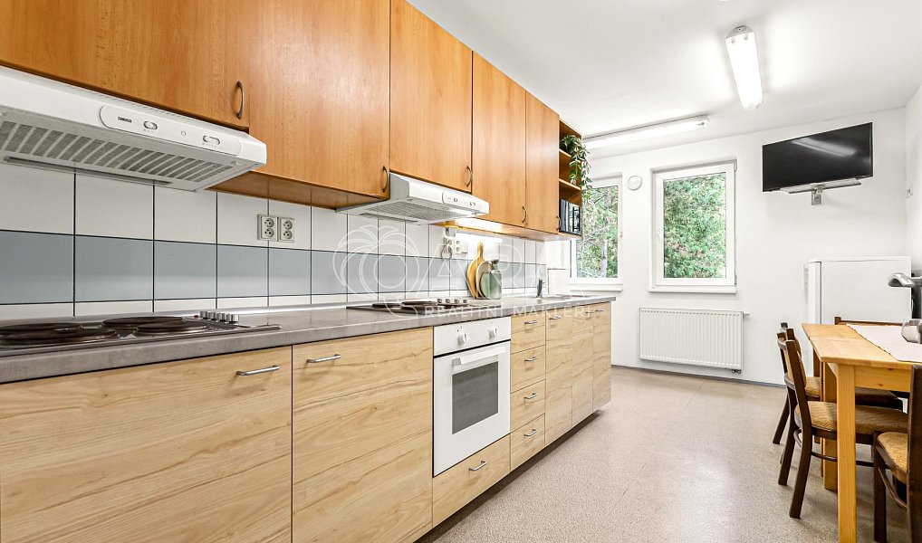Prodej výrobních prostor 2 971 m², Praha – náhled fotky 10