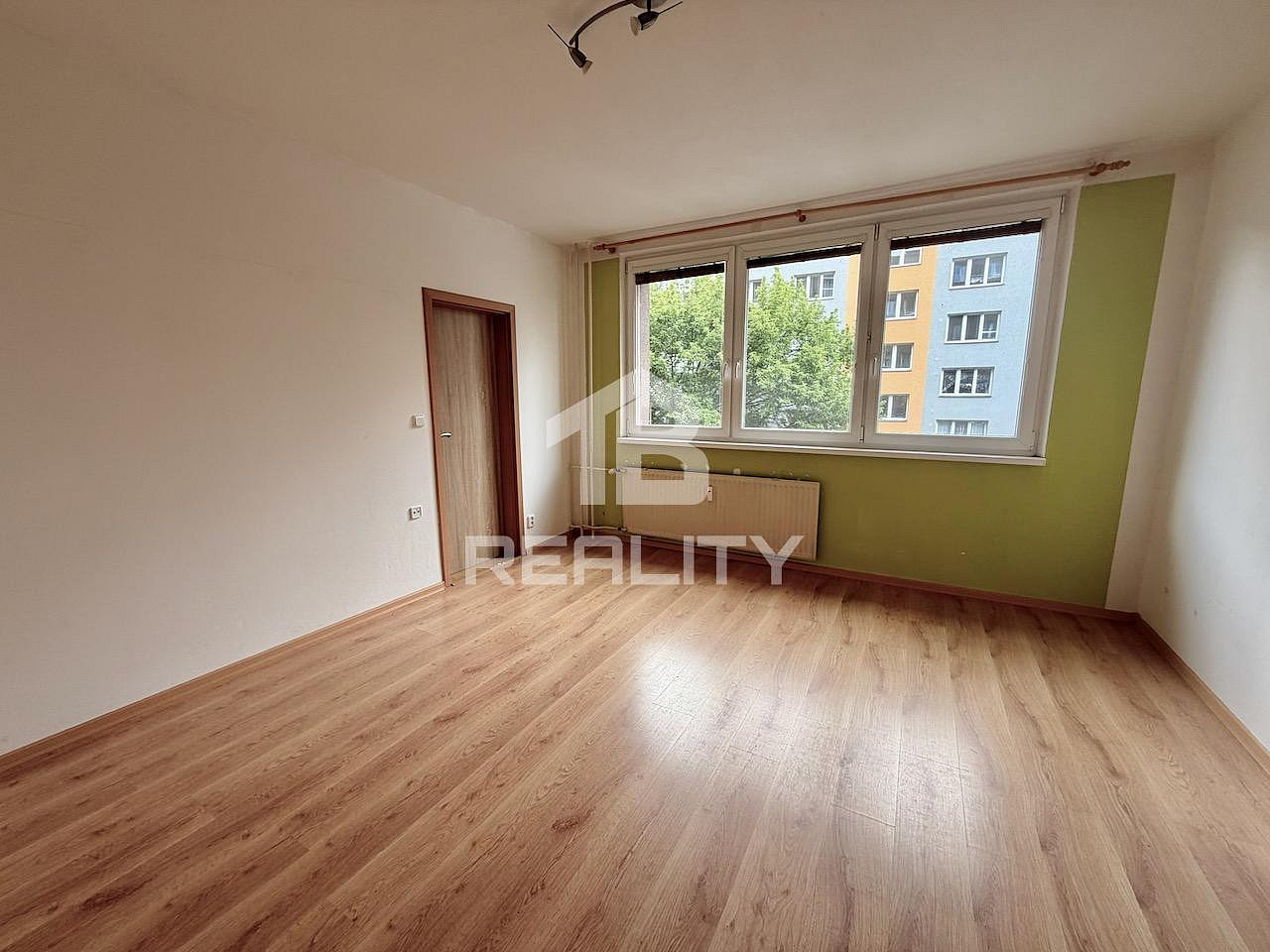 Prodej bytu 2+1 45 m² – fotografie 3