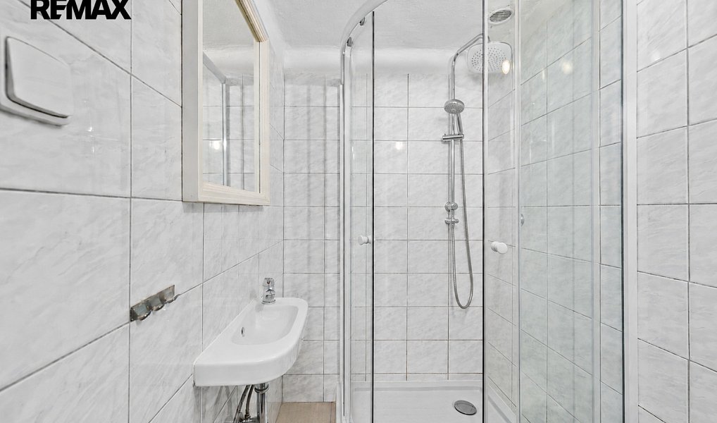 Prodej ubytovacího objektu 185 m², Horní Planá – náhled fotky 22