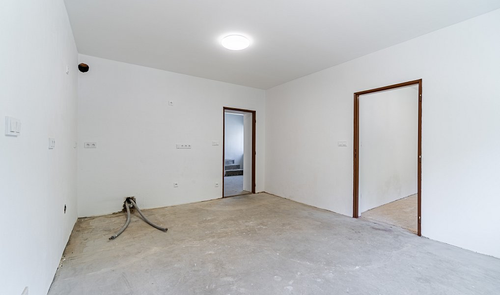 Prodej domu 343 m² s pozemkem 1 671 m², Liptál – náhled fotky 10