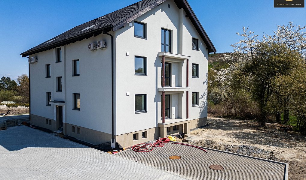Prodej bytu 1+kk 37 m², Kladno – náhled fotky 19