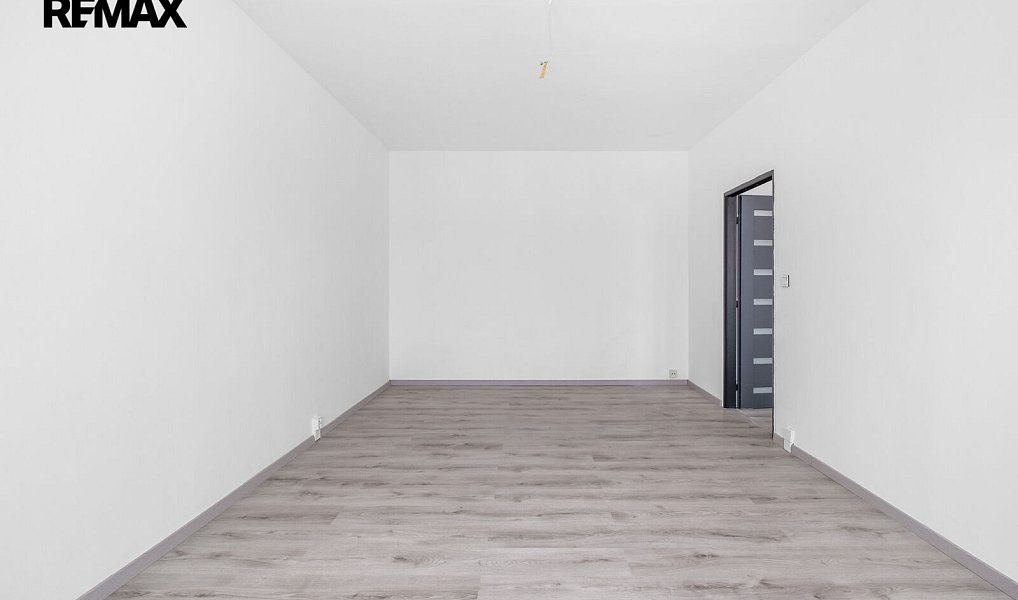 Prodej bytu 2+1 57 m², Rotava – náhled fotky 9