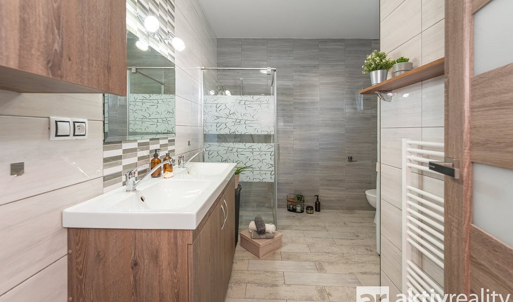 Prodej domu 185 m² s pozemkem 744 m², Mělník – náhled fotky 10