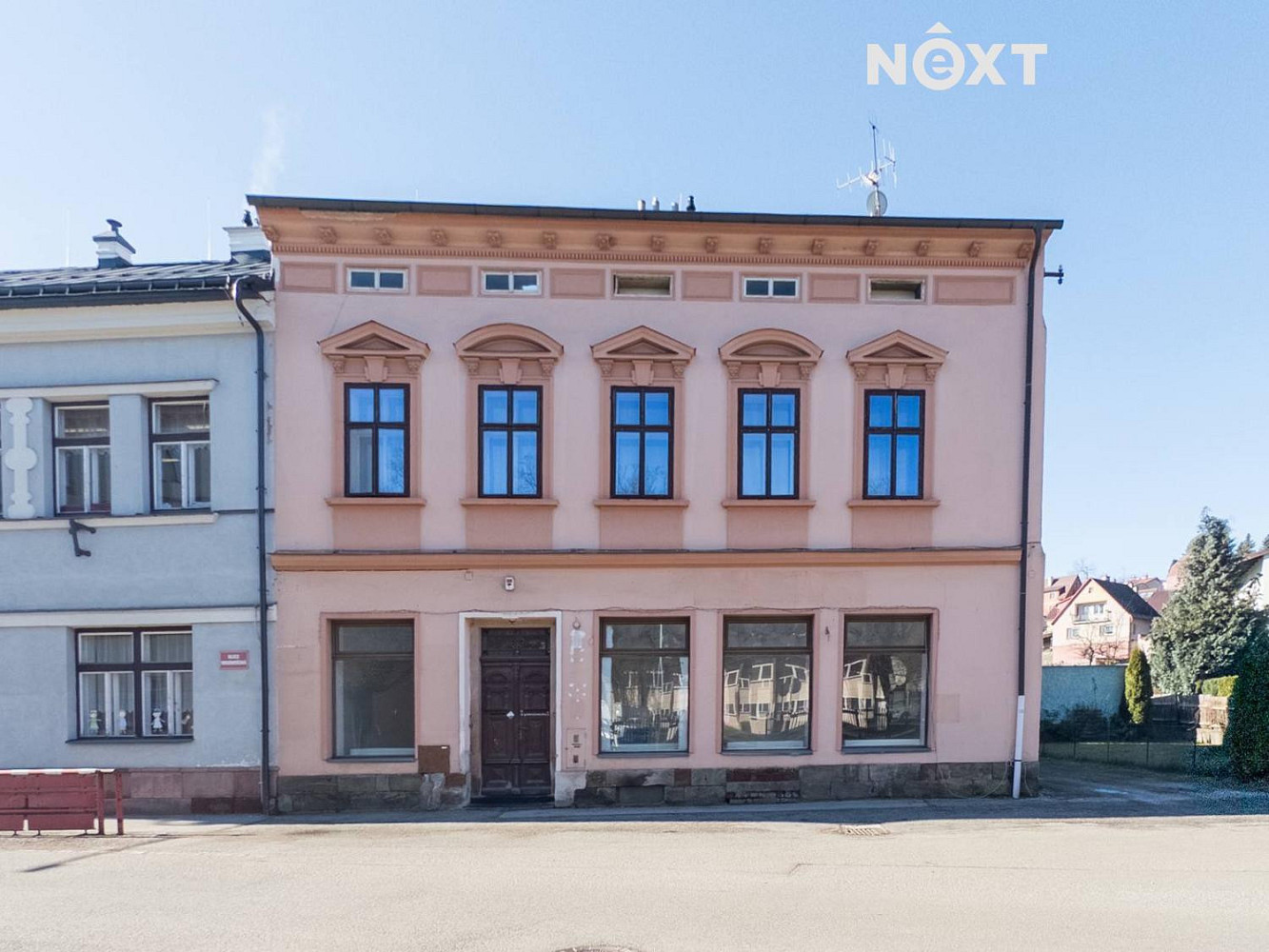 Pronájem obchodních prostor 87 m²