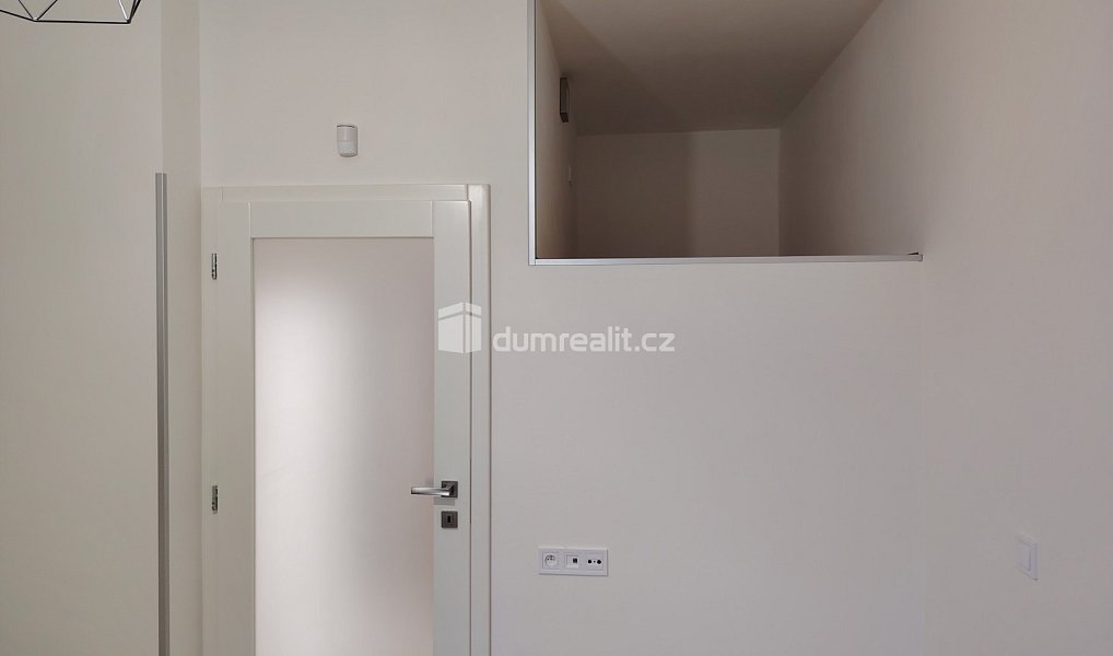Pronájem bytu 1+kk 21 m², Děčín – náhled fotky 4