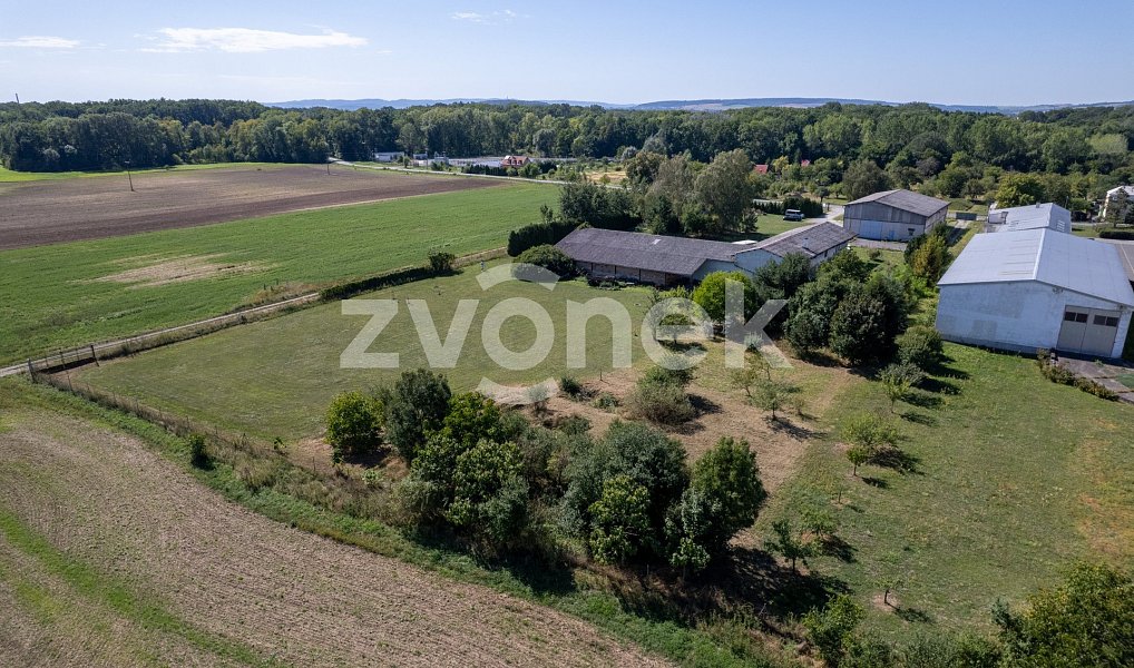 Prodej komerčního pozemku 12 000 m², Chropyně – náhled fotky 8