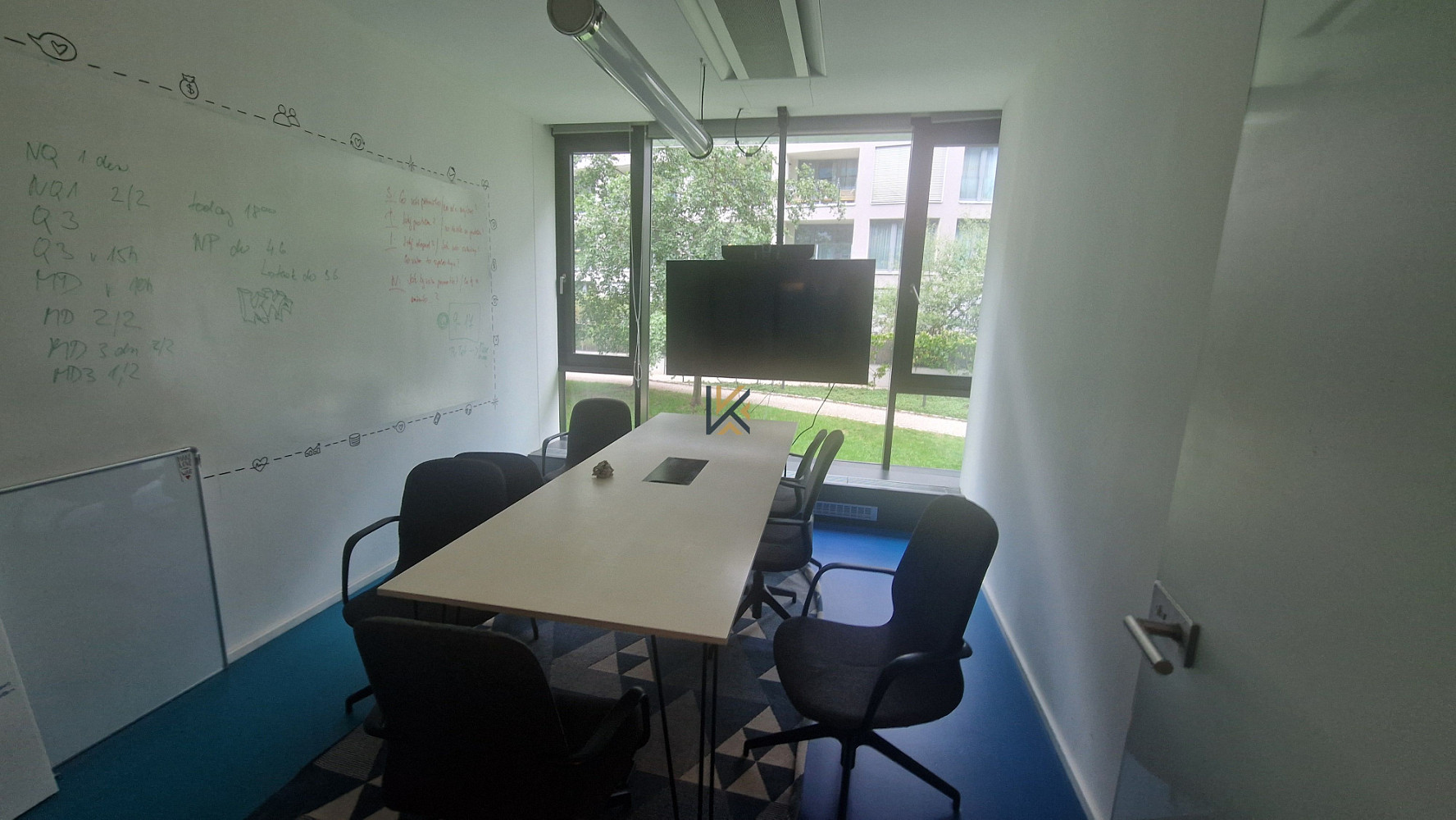 Pronájem kanceláře 342 m² – fotografie 4