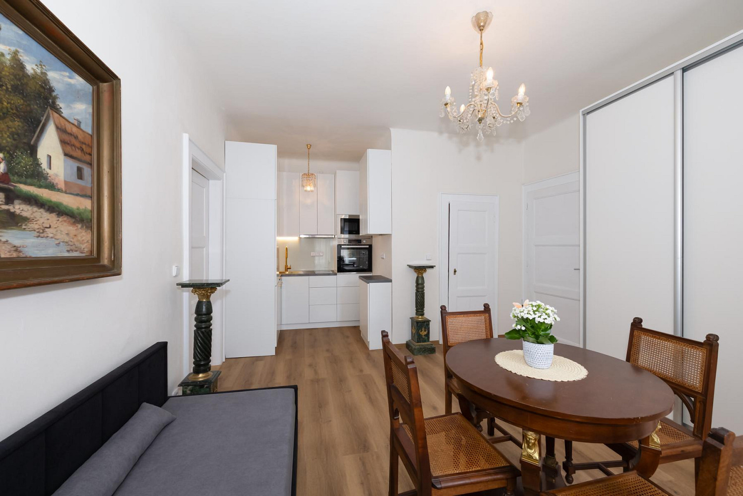 Pronájem bytu 2+kk 61 m² – fotografie 5