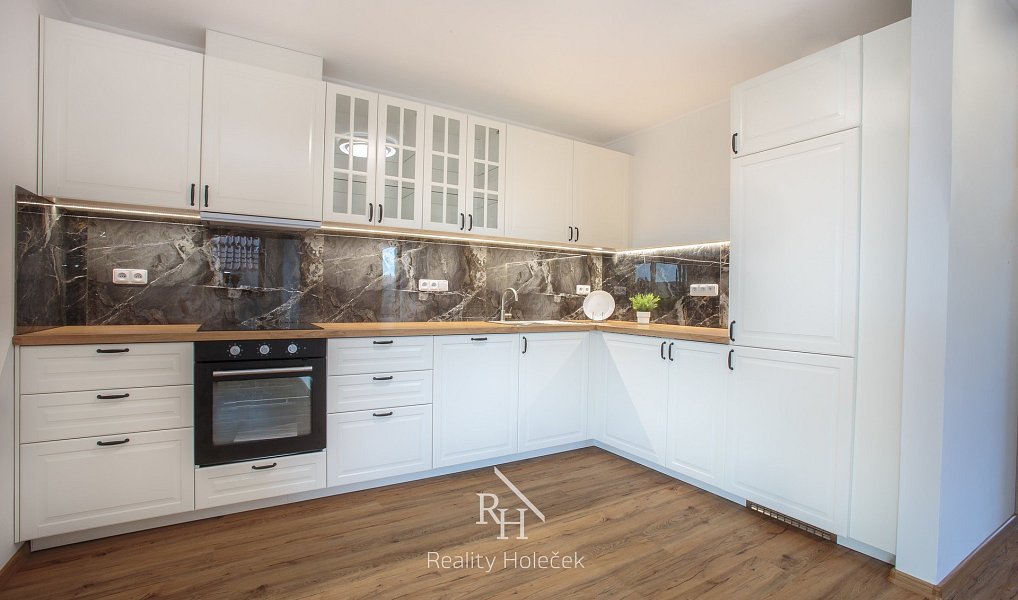 Pronájem domu 86 m² s pozemkem 500 m², Ruda – náhled fotky 3