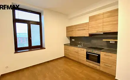 Pronájem bytu 2+1 70 m², Švabinského, Ostrava - Moravská Ostrava