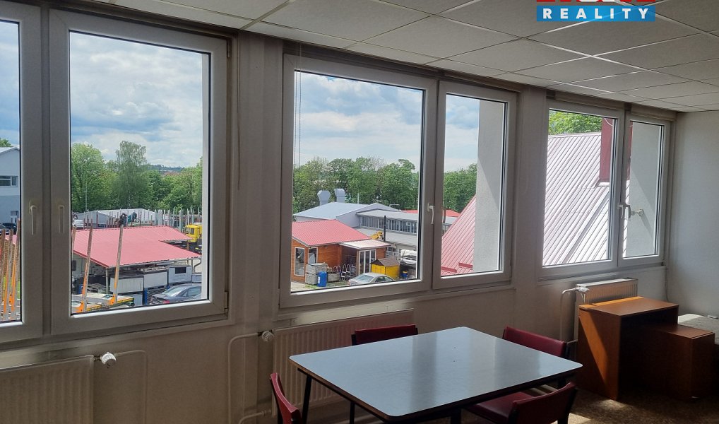 Pronájem obchodních prostor 336 m², Jihlava – náhled fotky 9