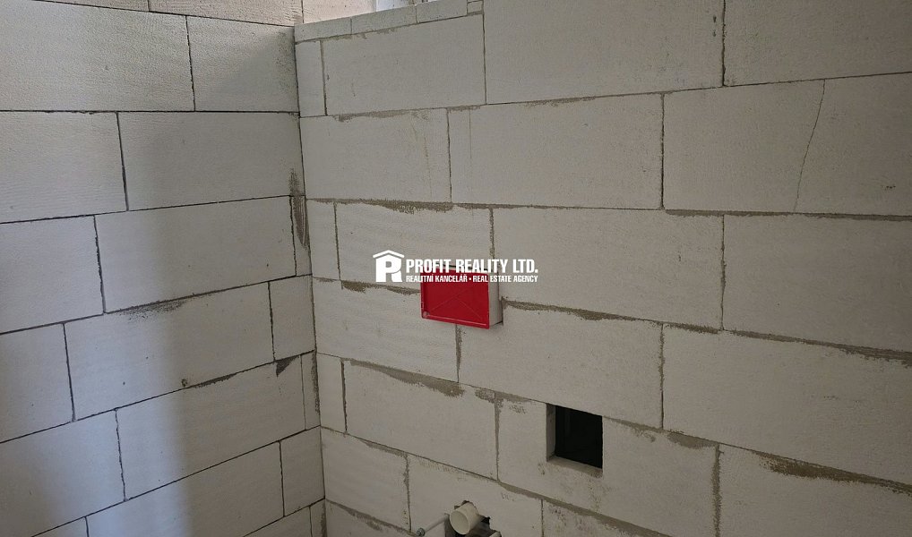 Prodej domu 166 m² s pozemkem 1 265 m², Kounov – náhled fotky 20