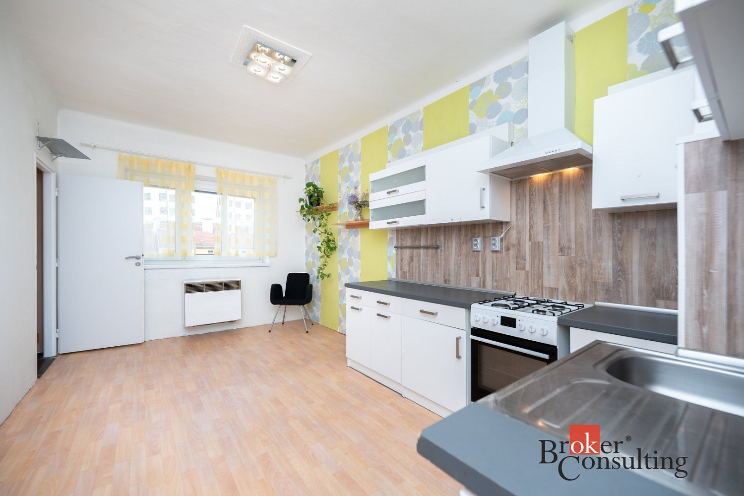 Prodej bytu 1+1 52 m² — photo 2