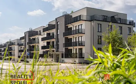 Pronájem bytu 1+kk 35 m², Ke křížku, Kladno - Dubí