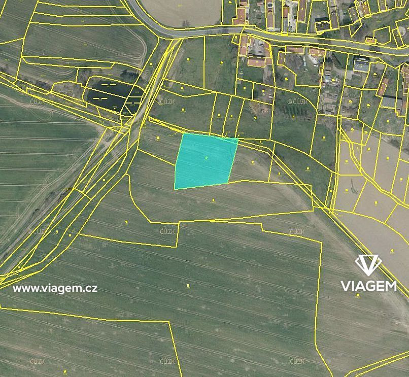 Pole 3 381 m², Podíl 8 % o výměře 282 m² – pohled 3