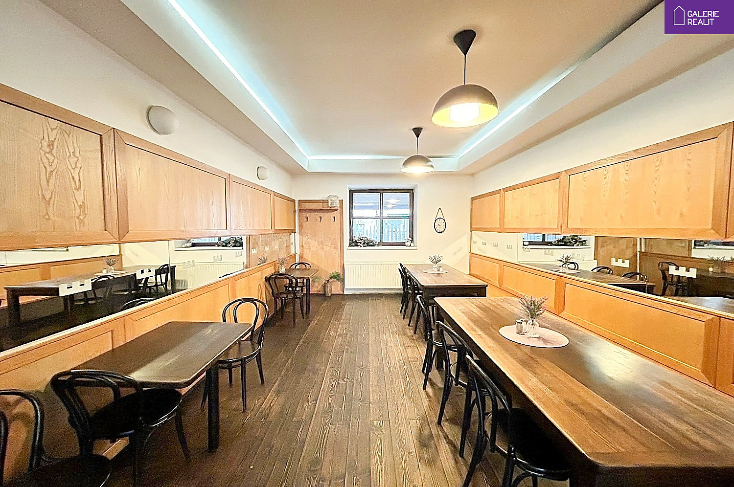 Prodej restaurace 341 m² – fotografie 4