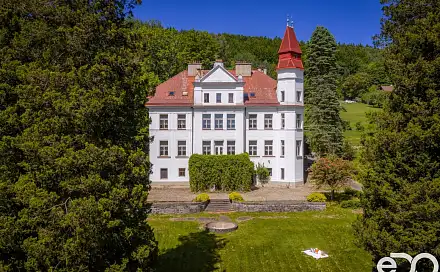 Prodej domu 680 m² s pozemkem 5 000 m², Cvikov - Trávník, okres Česká Lípa