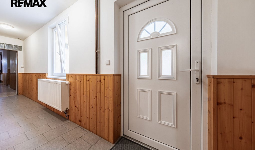 Prodej kanceláře 670 m², Zbrašín – náhled fotky 22