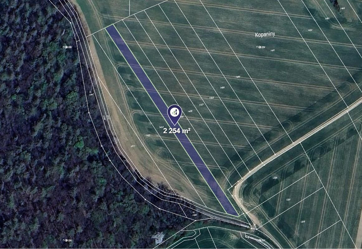 Prodej pole 2 254 m²
