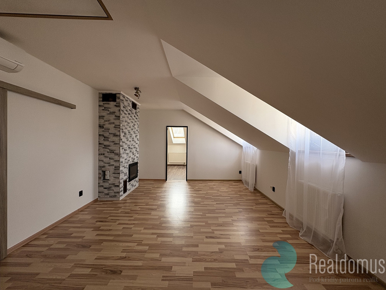 Pronájem bytu 2+kk 57 m² — photo 5