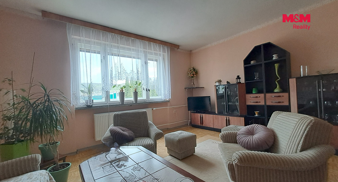 Prodej domu 240 m² s pozemkem 1 284 m² – fotografie 3