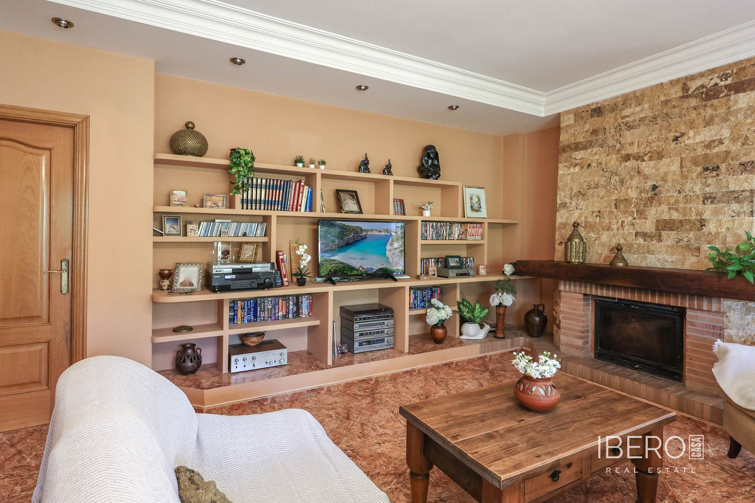 Prodej domu 250 m² s pozemkem 7 000 m² - Més