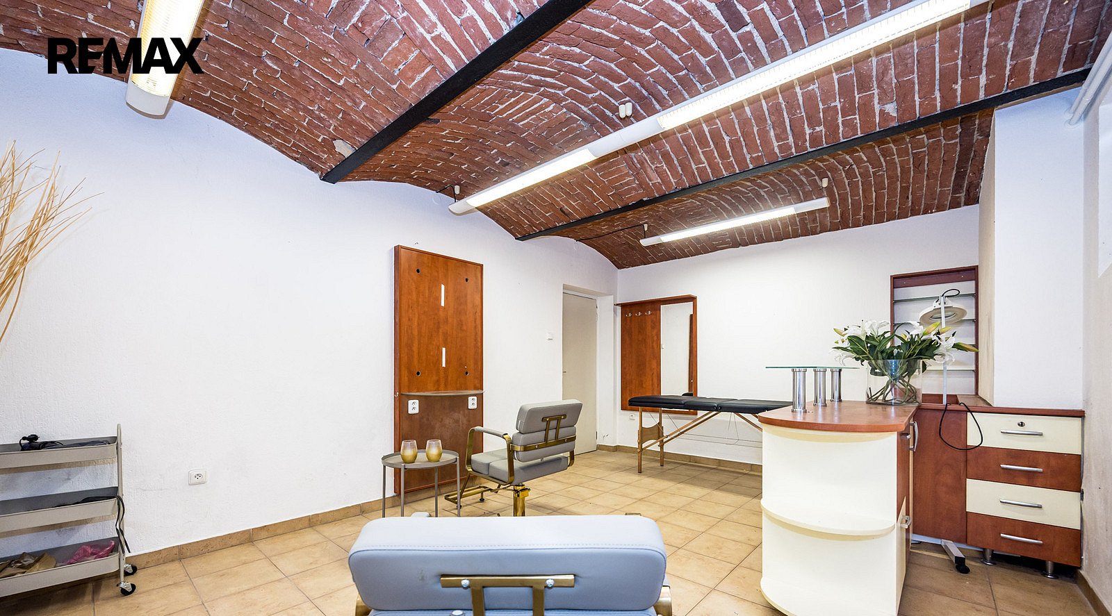 Pronájem komerčního objektu (jiného typu) 20 m²