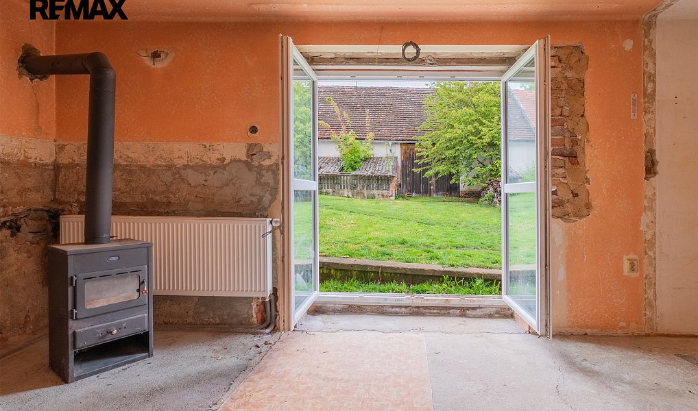 Prodej domu 207 m² s pozemkem 1 227 m², Lnáře – náhled fotky 24