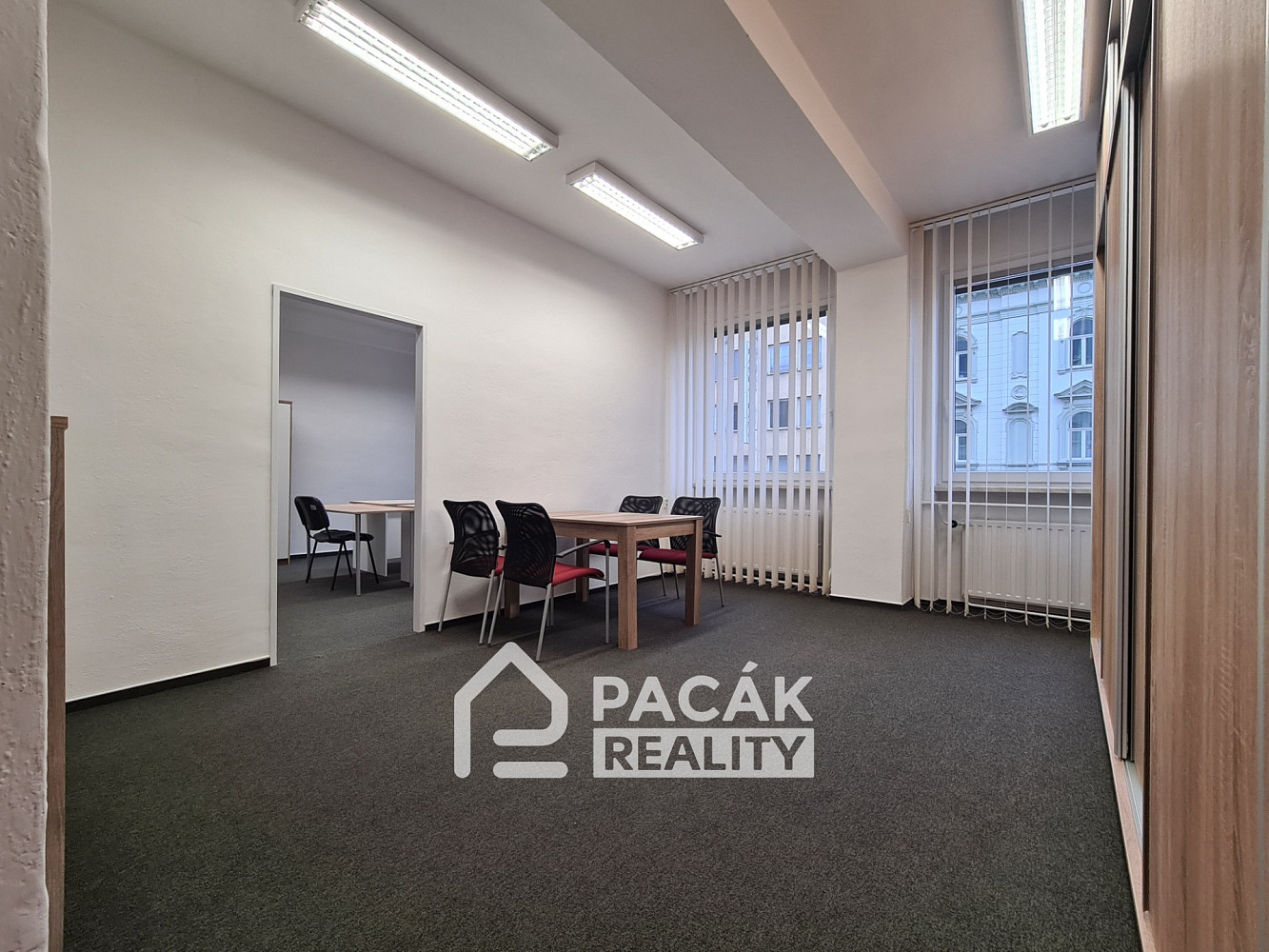 Pronájem kanceláře 20 m² — photo 2