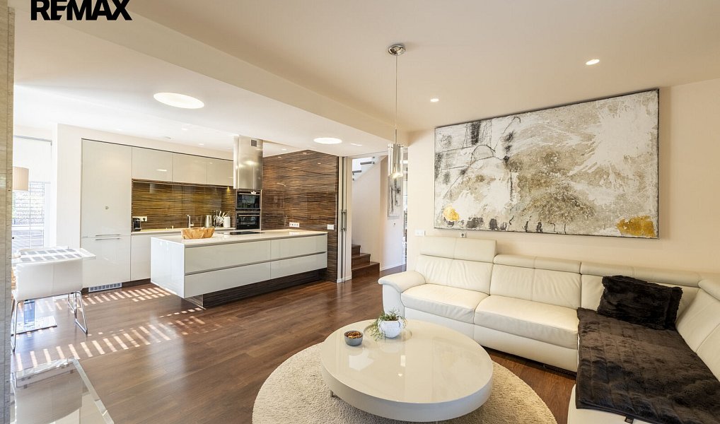 Prodej domu 155 m² s pozemkem 447 m², Zlín – náhled fotky 6