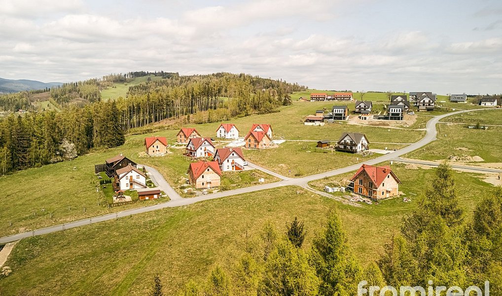 Prodej stavebního pozemku 1 985 m², Václavov u Bruntálu – náhled fotky 8