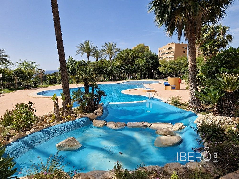 Pis 5+kk – Benidorm, Llevant, la Marina Baixa - Més