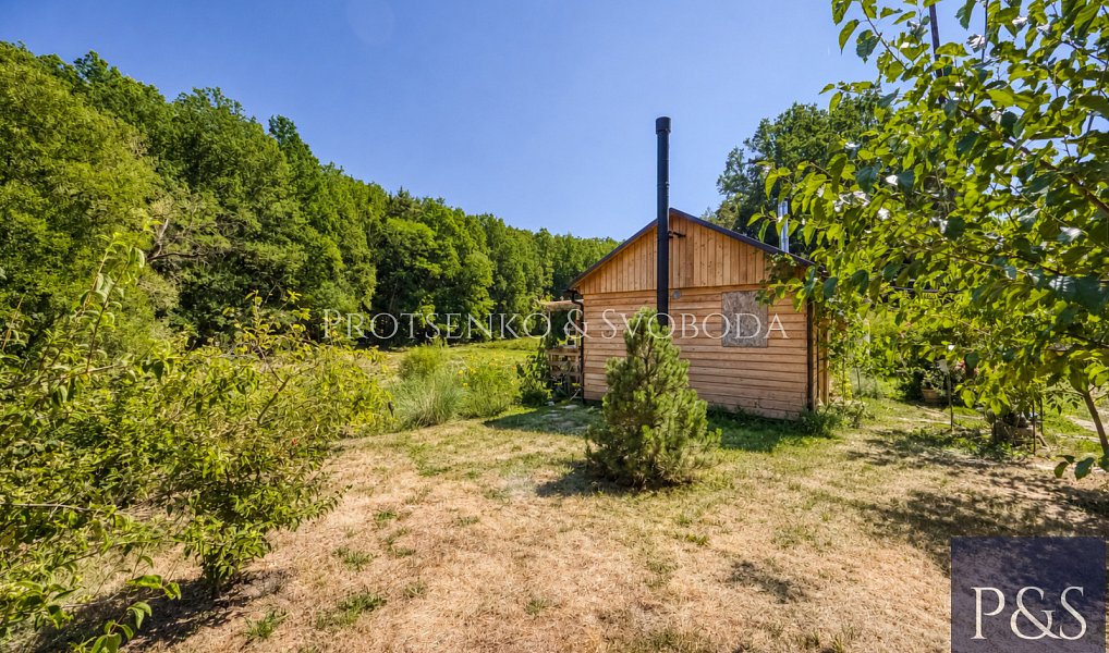 Prodej ubytovacího objektu 300 m², Lhenice – náhled fotky 24