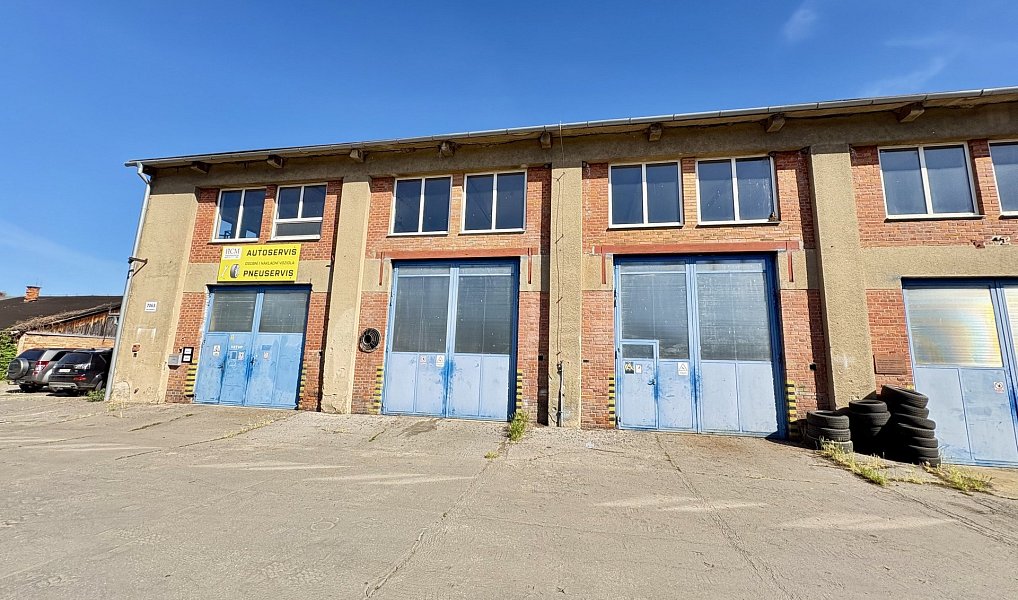 Pronájem komerčního objektu (jiného typu) 888 m², Zlín – náhled fotky 2