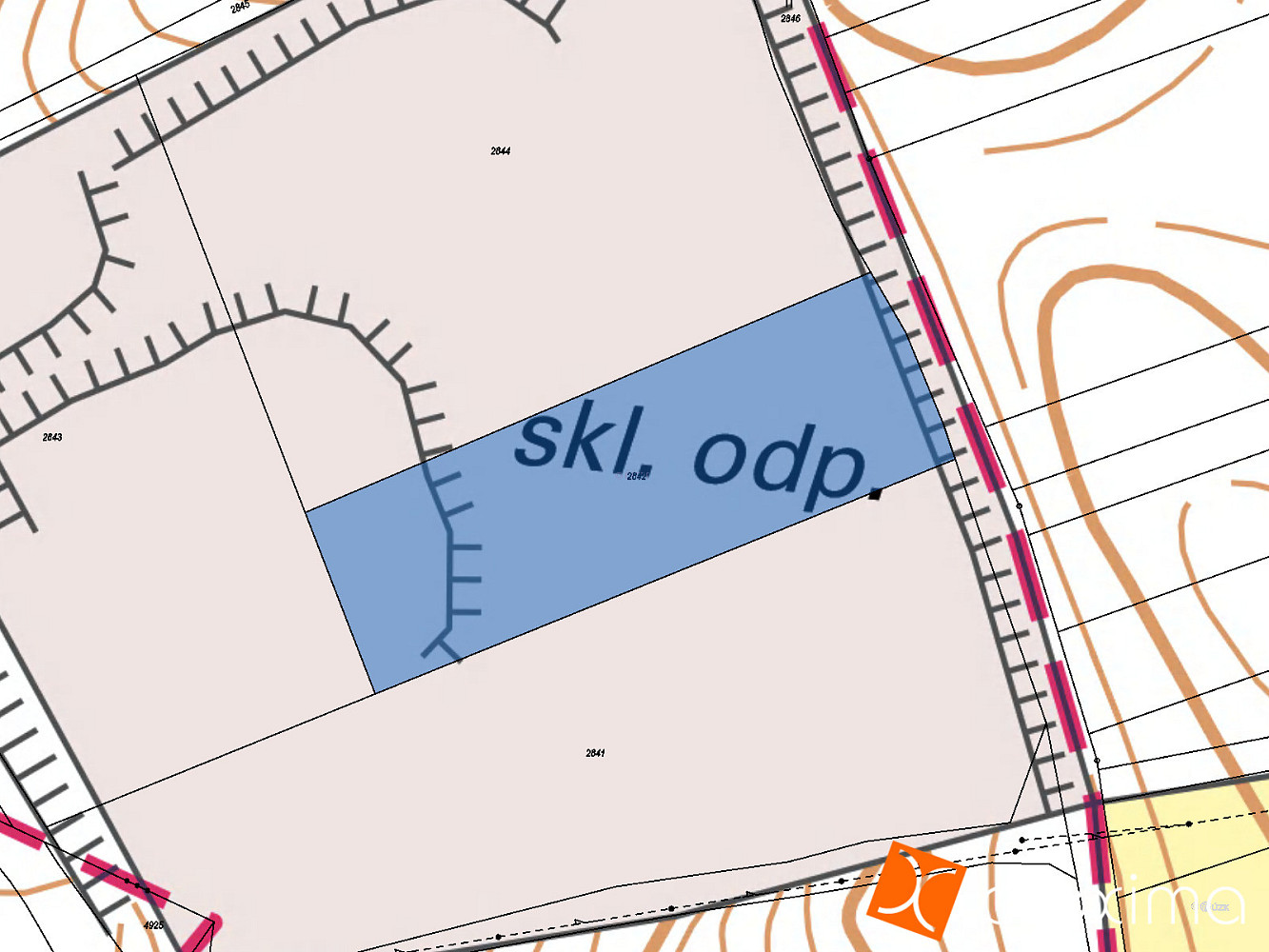 Prodej komerčního pozemku 1 500 m² – fotografie 3