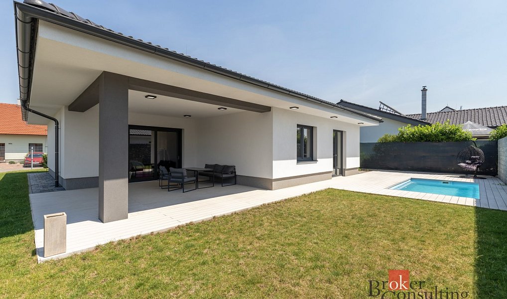 Prodej domu 119 m² s pozemkem 499 m², Kobylnice – fotka 1 z 29