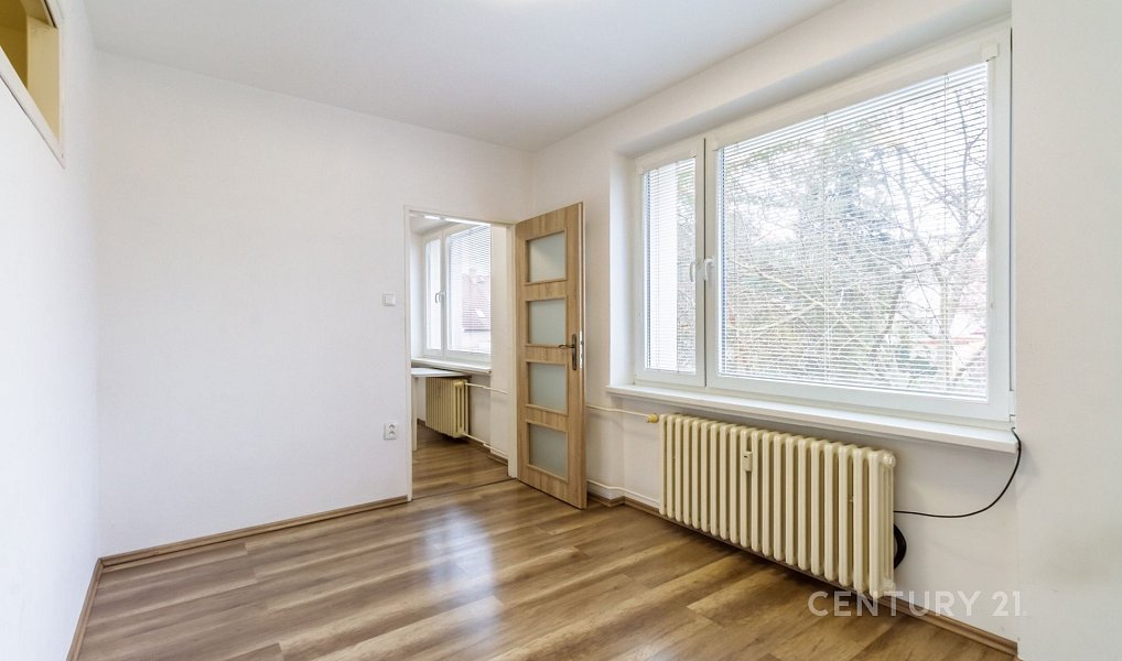 Pronájem bytu 2+1 39 m², Kladno – náhled fotky 8