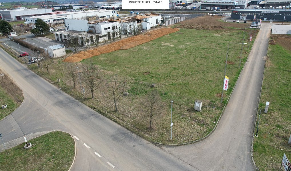 Prodej komerčního pozemku 7 820 m², Žebrák – náhled fotky 3
