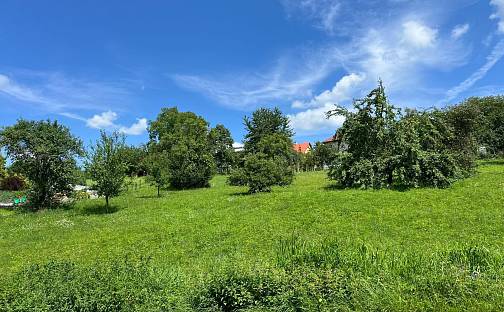 Prodej stavebního pozemku 1 850 m², Valašské Meziříčí - Lhota, okres Vsetín