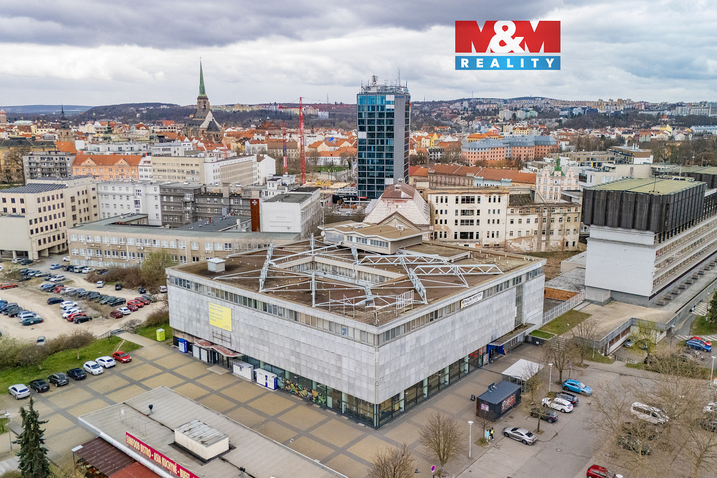 Pronájem obchodních prostor 1 603 m²