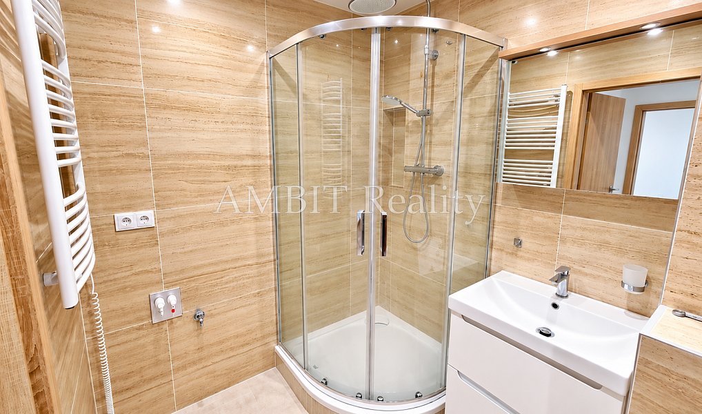 Pronájem bytu 3+kk 67 m², Praha – náhled fotky 3
