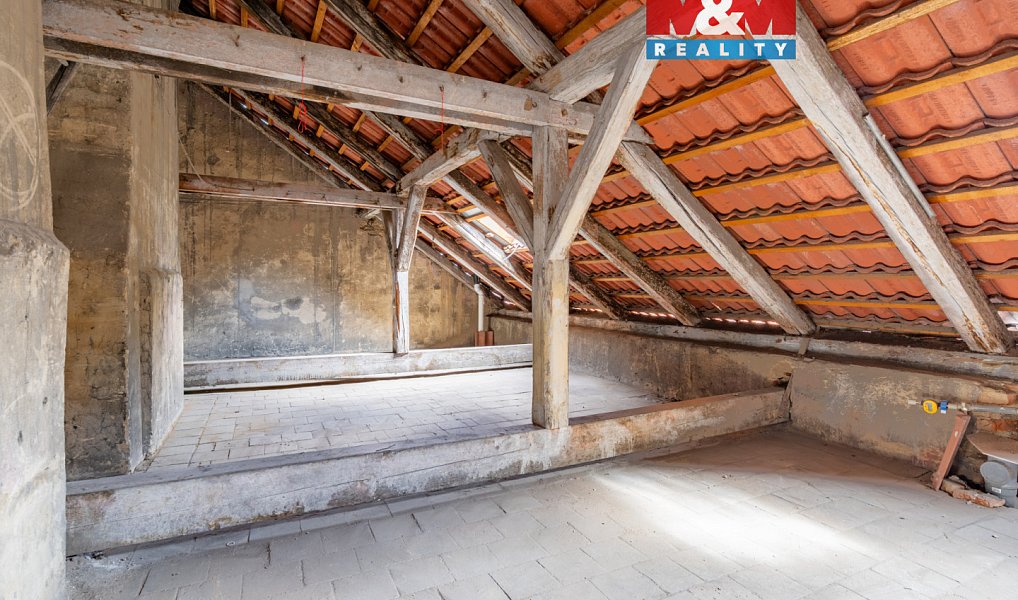Prodej bytu atypického 126 m², Praha – fotka 1 z 18