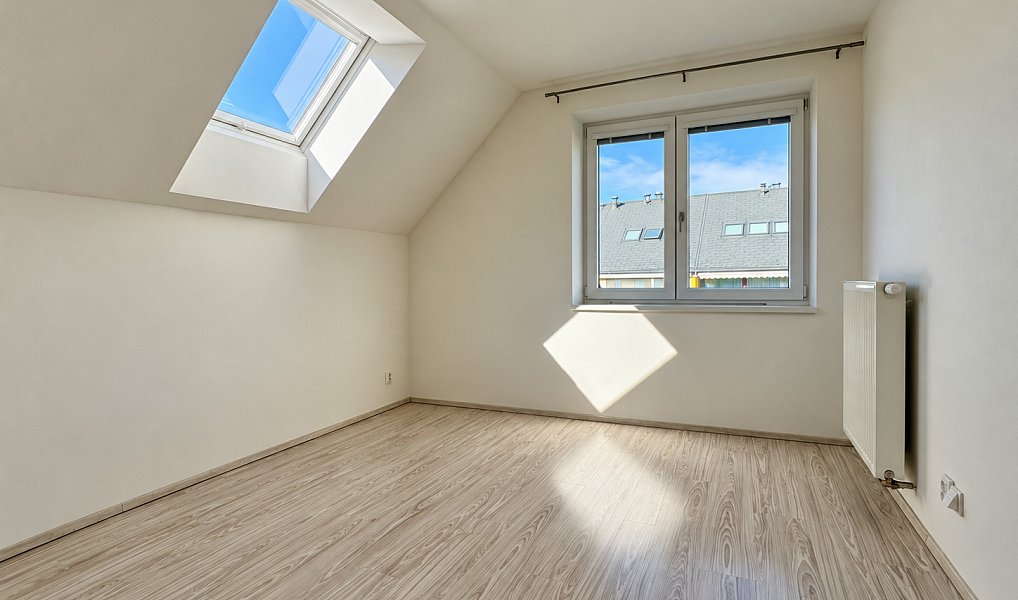 Pronájem bytu 3+kk 74 m², Praha – náhled fotky 13