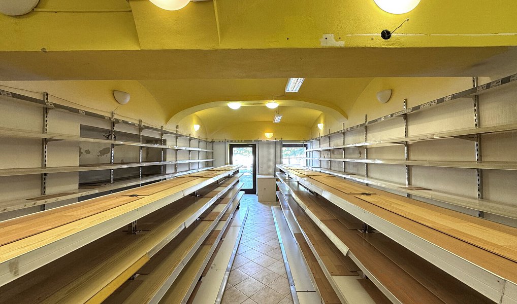 Pronájem obchodních prostor 58 m², Šternberk – náhled fotky 3