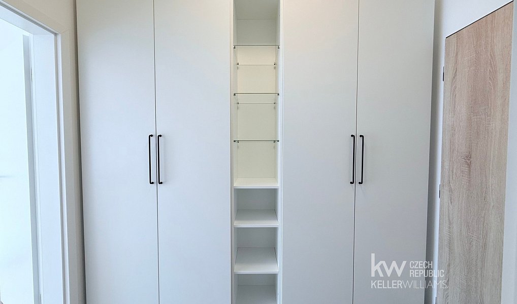 Pronájem bytu 1+kk 34 m², Plzeň – náhled fotky 4