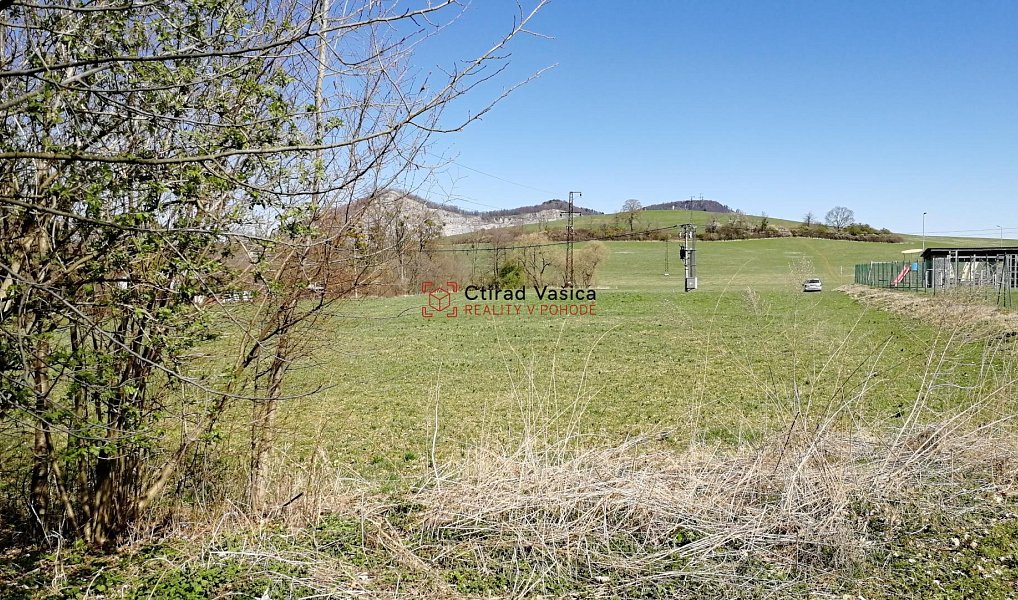 Prodej stavebního pozemku 3 760 m², Ženklava – náhled fotky 11