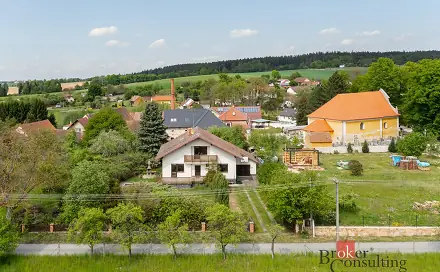 Prodej domu 205 m² s pozemkem 1 449 m², Loket - Všebořice, okres Benešov